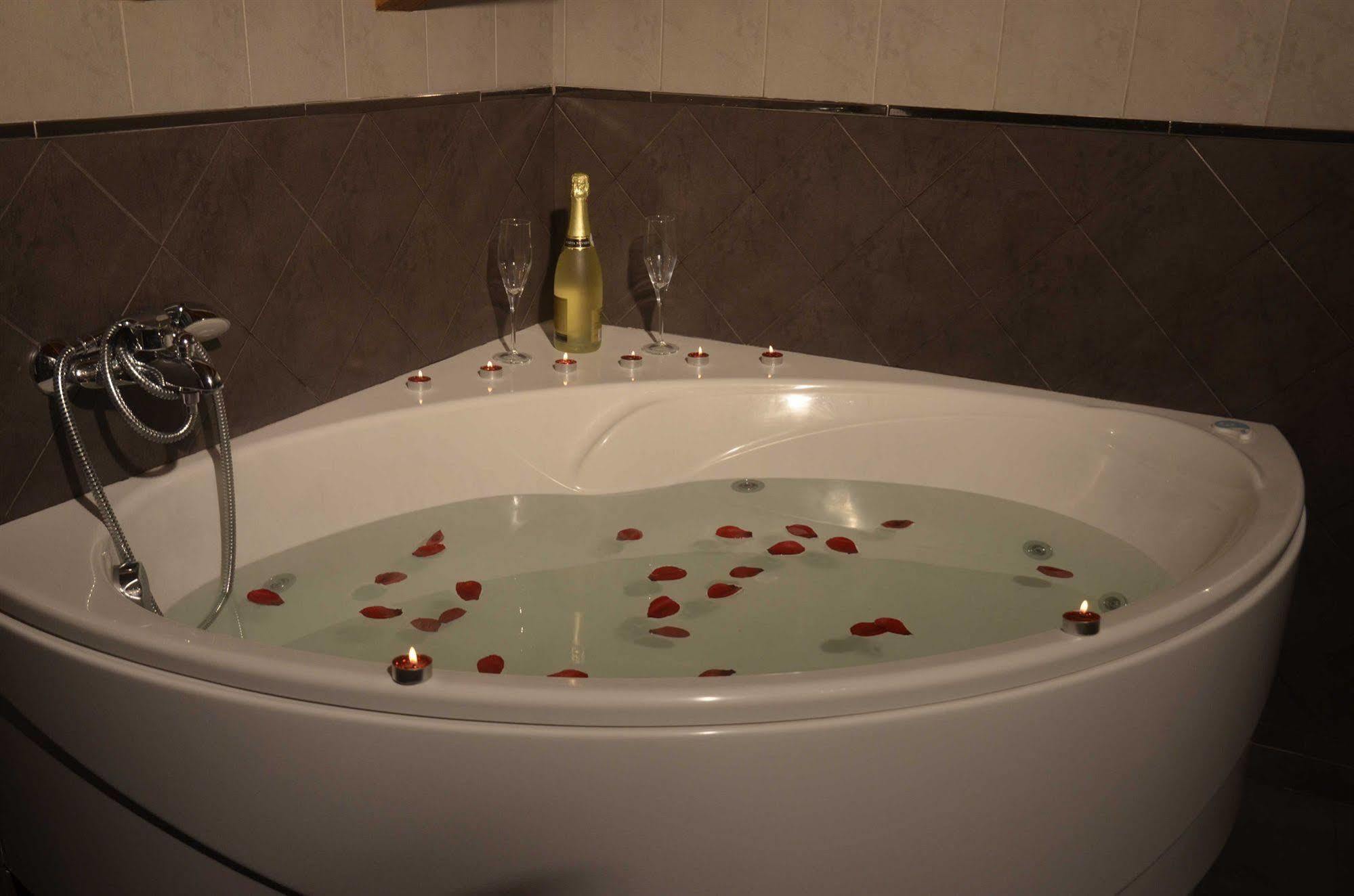 Apartamentos Spa Cantabria Infinita Cillorigo de Liebana Eksteriør bilde