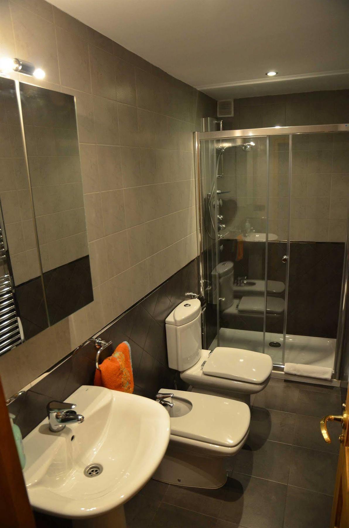 Apartamentos Spa Cantabria Infinita Cillorigo de Liebana Eksteriør bilde