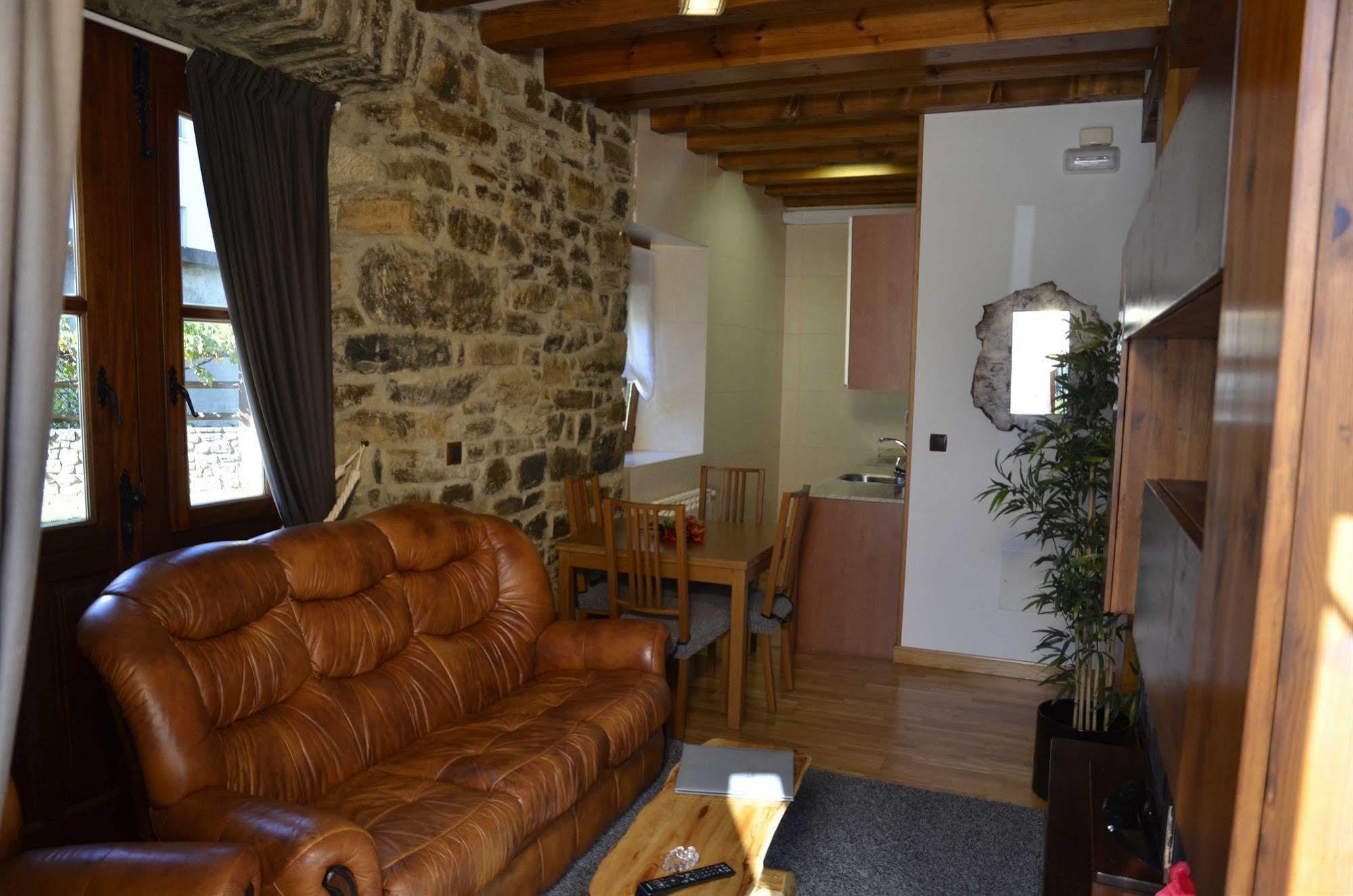 Apartamentos Spa Cantabria Infinita Cillorigo de Liebana Eksteriør bilde